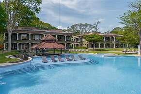 CC Beach Front Papagayo All Inclusive