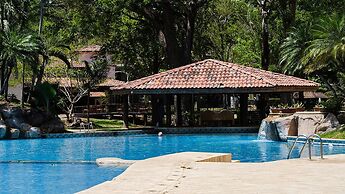 CC Beach Front Papagayo All Inclusive