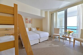Airotel Achaia Beach