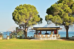 Airotel Achaia Beach