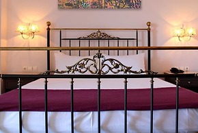 Castello City Hotel