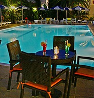 Ionis Art Hotel
