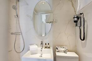 Hotel Longchamp Elysees