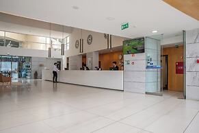 VIP Executive Azores Hotel