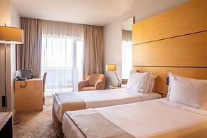 VIP Executive Azores Hotel