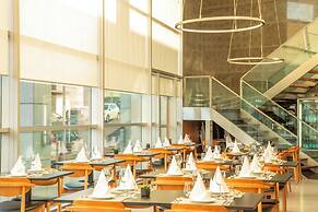 VIP Executive Azores Hotel