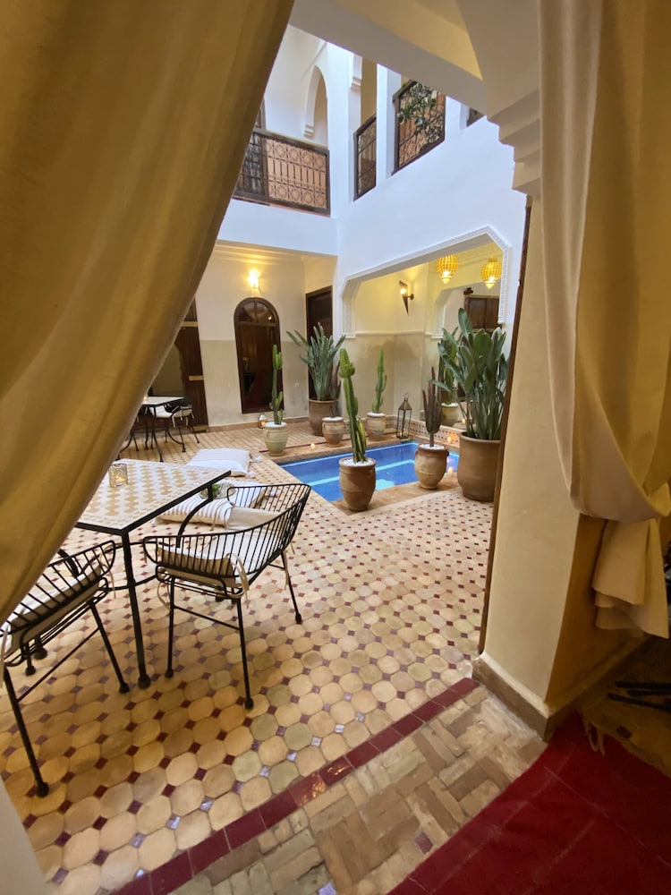Riad Laora By La Siredrah