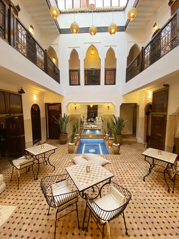 Riad Laora By La Siredrah
