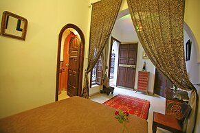 Riad Laora By La Siredrah