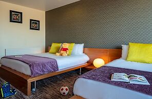 The D Hotel
