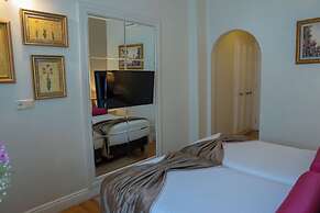 Avicenna Hotel - Special Class