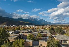 Banyan Tree Lijiang