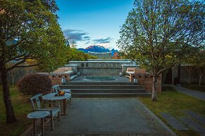 Banyan Tree Lijiang