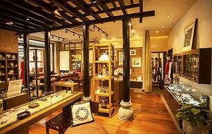 Banyan Tree Lijiang