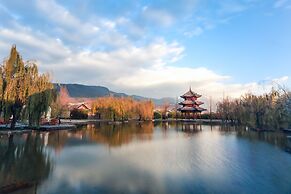 Banyan Tree Lijiang