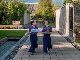 Banyan Tree Lijiang