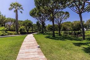 Domes Lake Algarve, Autograph Collection