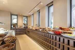 Akrotiri Beach Resort & Spa - Adult Friendly