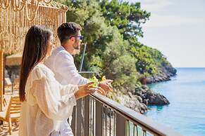 Akrotiri Beach Resort & Spa - Adult Friendly