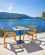 Akrotiri Beach Resort & Spa - Adult Friendly