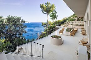 Akrotiri Beach Resort & Spa - Adult Friendly