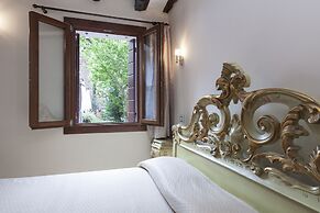 Casa del Melograno