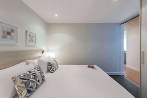 Oaks Glenelg Liberty Suites