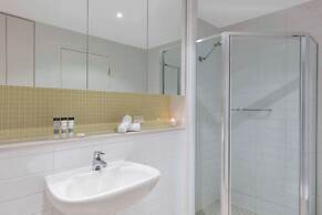Oaks Glenelg Liberty Suites