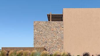 Paralos Venus Suites - Adults Only