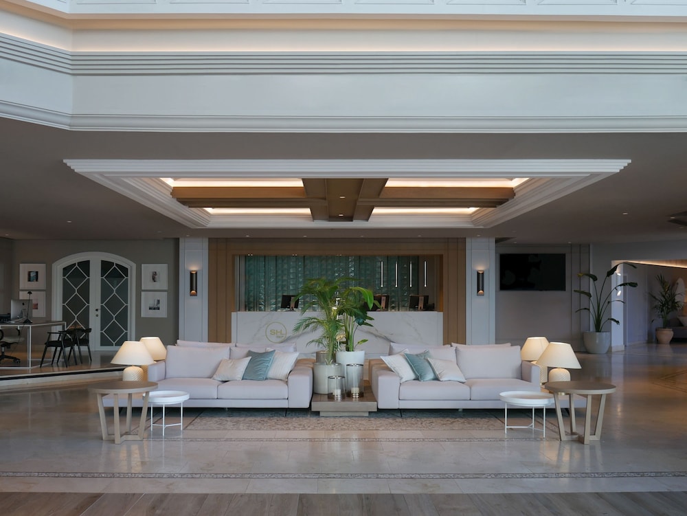 SH Villa Gadea Hotel