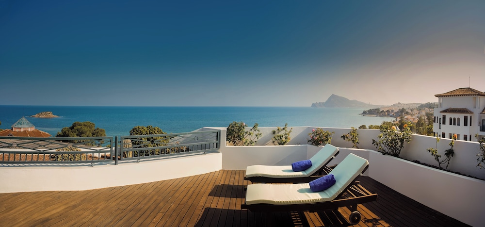 SH Villa Gadea Hotel
