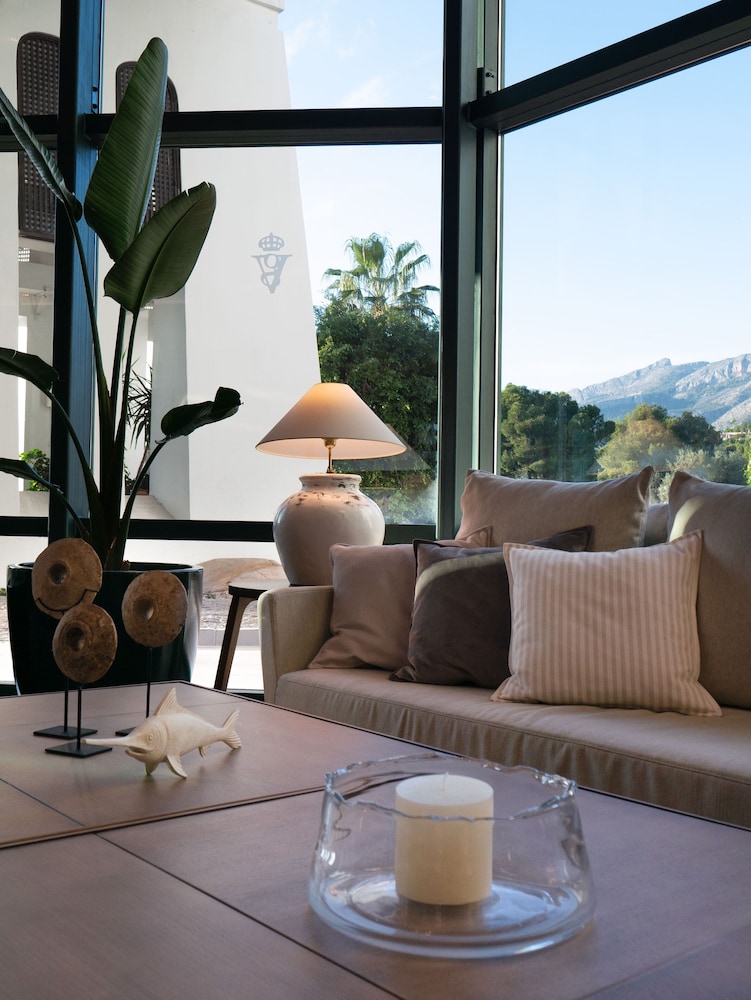 SH Villa Gadea Hotel