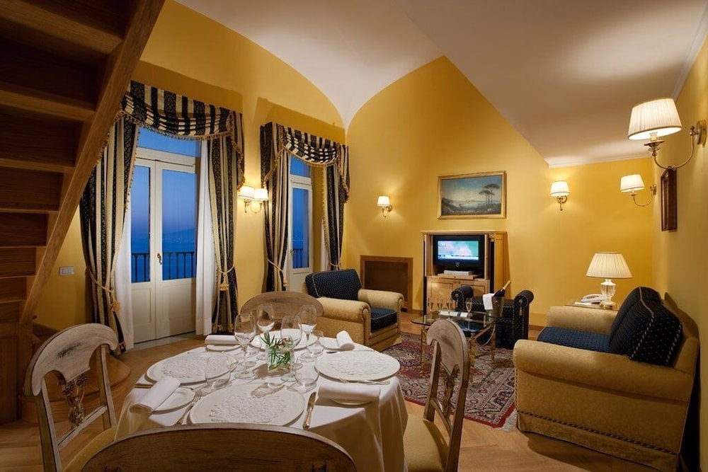 Imperial Hotel Tramontano