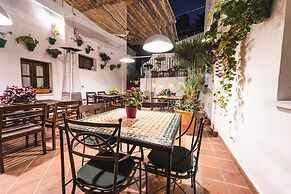Hotel Humaina