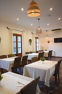 Hotel Humaina