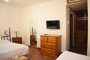 Hotel Humaina