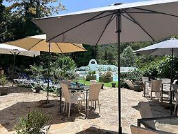 Hotel Humaina