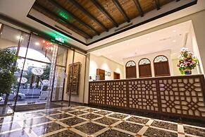Delmon International Hotel