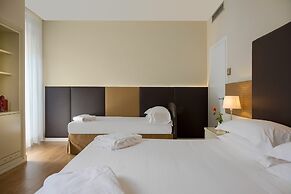 National Hotel