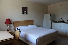 Ritz Inn Niagara