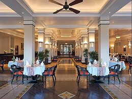 Azerai La Residence Hue