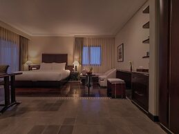 Azerai La Residence Hue
