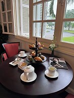 Azerai La Residence Hue