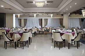 Olympia Golden Beach & Spa