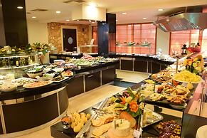 Olympia Golden Beach & Spa