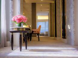 Grand Emperor Hotel
