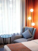 Grand Emperor Hotel