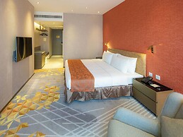 Grand Emperor Hotel