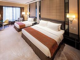 Grand Emperor Hotel