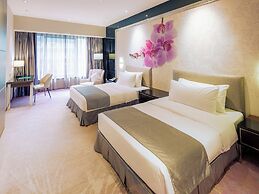 Grand Emperor Hotel